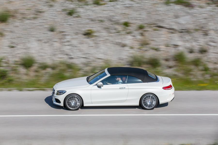  Mercedes-Benz C300 Cabriolet AMG Line 2016 года  (фото 6 из 32)
